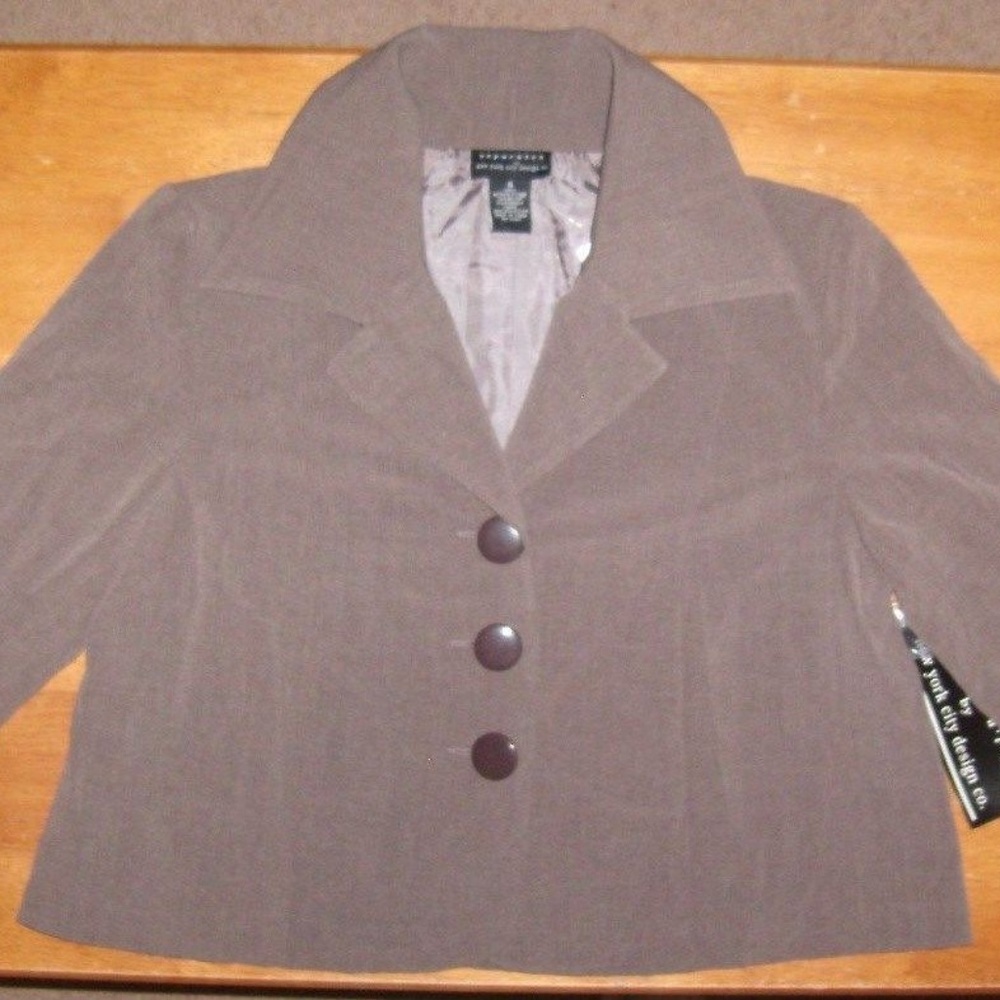 Vintage New York City Designed Brown Blazer Lined